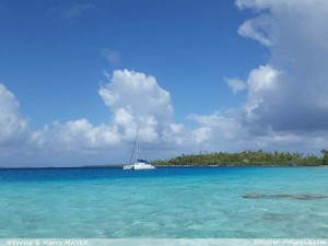 Catamaran in Fakarava - Tuamotu