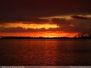 Catamaran in Fakarava - Tuamotu