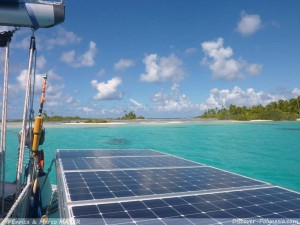 Catamaran in Fakarava - Tuamotu